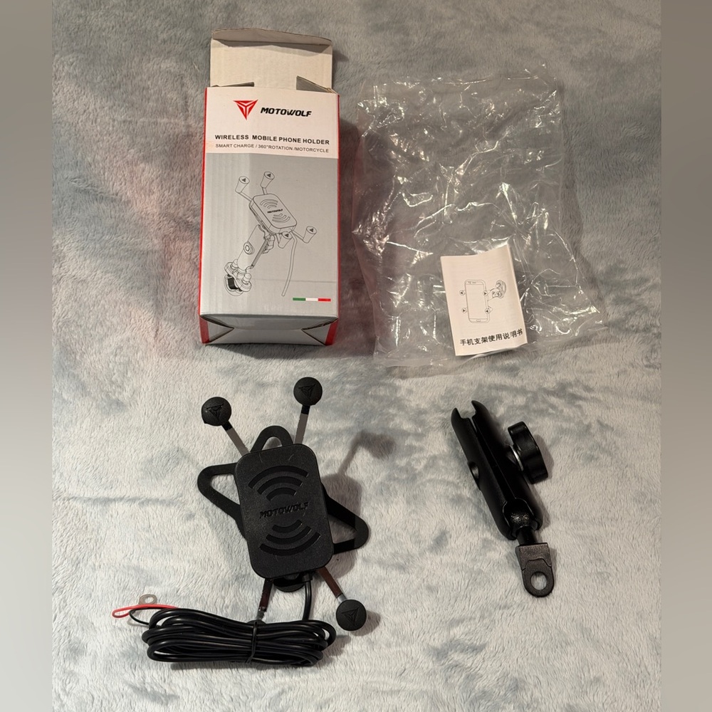 Wireless cellphone charger holder motorcycle mount